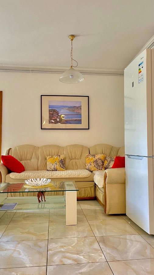 Apartments Neven Omis Ngoại thất bức ảnh