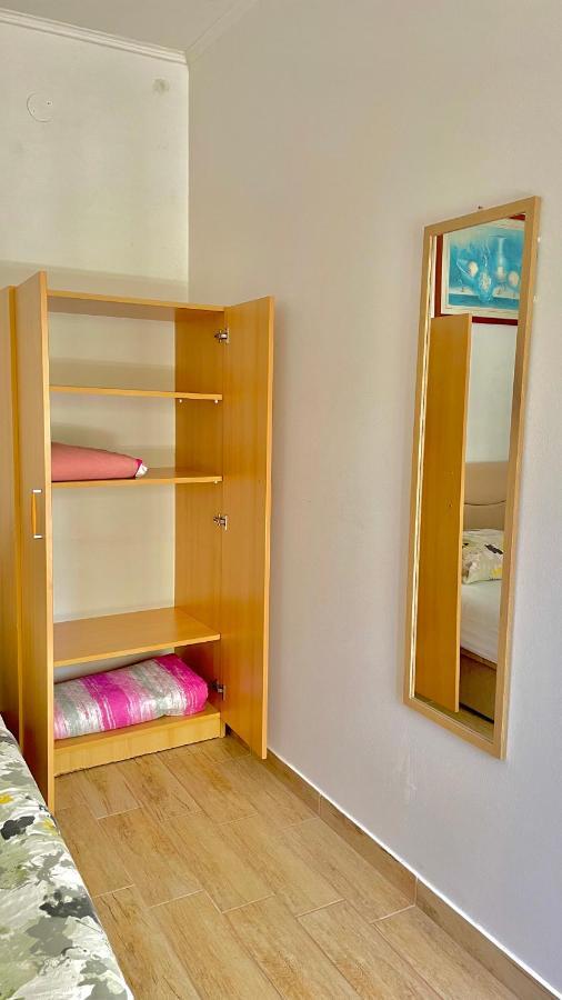 Apartments Neven Omis Ngoại thất bức ảnh