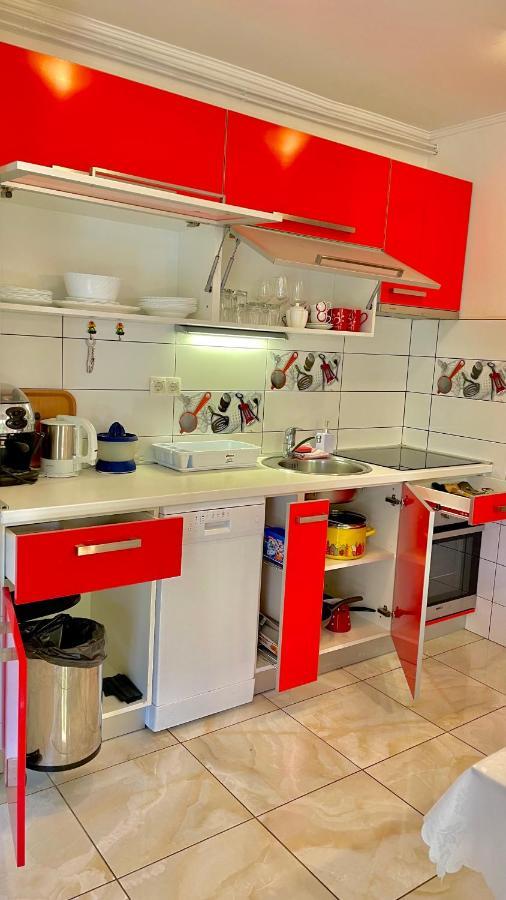Apartments Neven Omis Ngoại thất bức ảnh