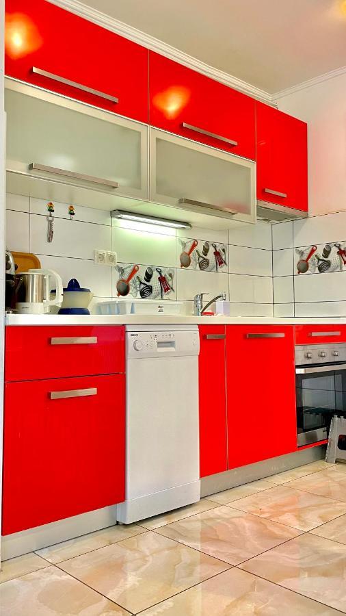 Apartments Neven Omis Ngoại thất bức ảnh