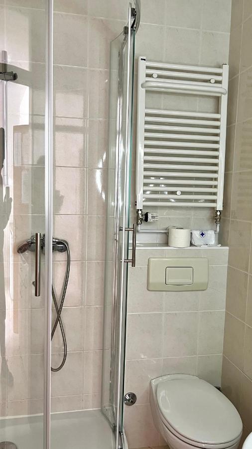 Apartments Neven Omis Ngoại thất bức ảnh