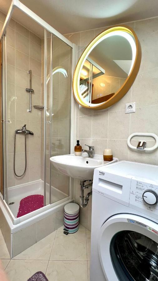 Apartments Neven Omis Ngoại thất bức ảnh