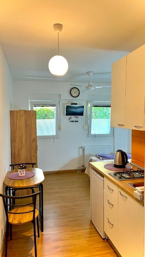 Apartments Neven Omis Ngoại thất bức ảnh