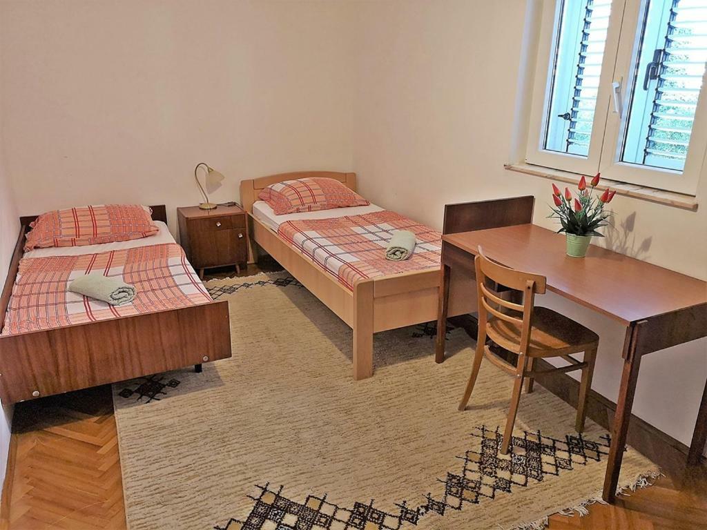 Apartments Neven Omis Ngoại thất bức ảnh