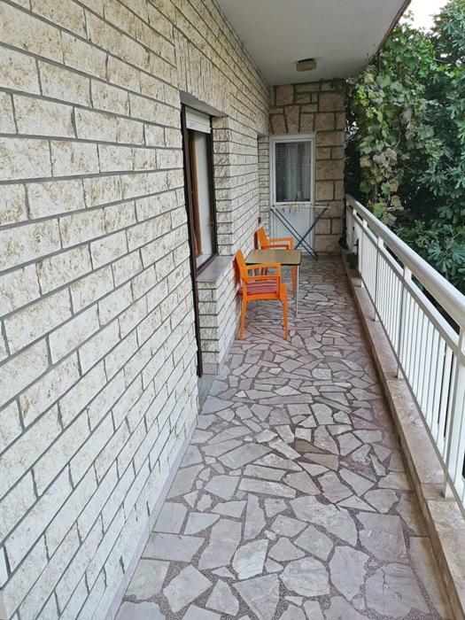 Apartments Neven Omis Ngoại thất bức ảnh
